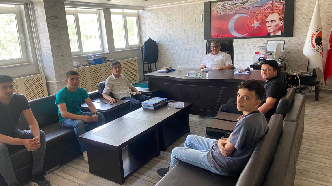 Okul Müdürümüzden Hedef YKS Rehberliği
